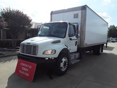 Freightliner M2 106 26 ft Box Truck - 240HP, 6 Speed Automatic, Roll up Door, Liftgate