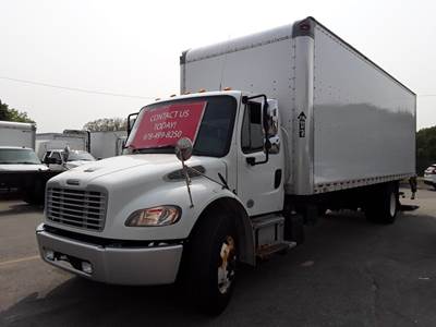 Freightliner M2 106 26 ft Box Truck - 260HP, 6 Speed Automatic, Roll up Door, Liftgate