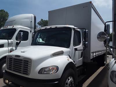 Freightliner M2 106 28 ft Box Truck - 280HP, 6 Speed Manual, Roll up Door