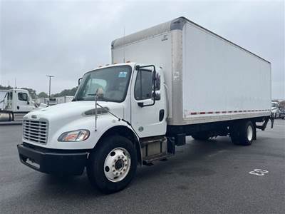 Freightliner M2 106 26 ft Box Truck - 240HP, 9 Speed Automatic, Roll up Door, Liftgate