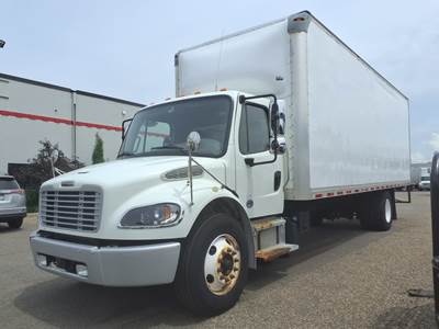 Freightliner M2 106 26 ft Box Truck - 240HP, 6 Speed Automatic, Roll up Door