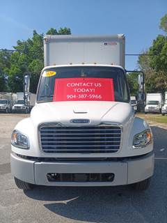 Freightliner M2 106 26 ft Box Truck - 260HP, 6 Speed Automatic, Roll up Door, Liftgate