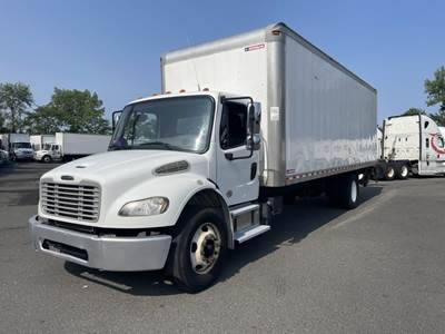Freightliner M2 106 26 ft Box Truck - 240HP, 9 Speed Automatic, Roll up Door, Liftgate