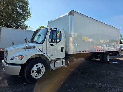 Freightliner M2 106 26 ft Box Truck - 260HP, 6 Speed Automatic, Roll up Door, Liftgate