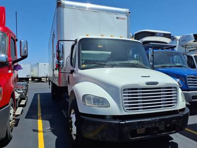 Freightliner M2 106 26 ft Box Truck - 240HP, 9 Speed Automatic, Roll up Door, Liftgate