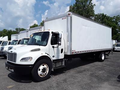 Freightliner M2 106 26 ft Box Truck - 280HP, 6 Speed Automatic, Roll up Door, Liftgate