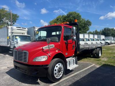 Freightliner M2 106 22 ft Box Truck - 250HP, 6 Speed Automatic