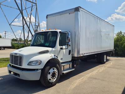 Freightliner M2 106 26 ft Box Truck - 240HP, 9 Speed Automatic, Roll up Door, Liftgate