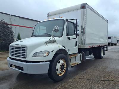 Freightliner M2 106 18 ft Box Truck - 260HP, 6 Speed Automatic, Roll up Door