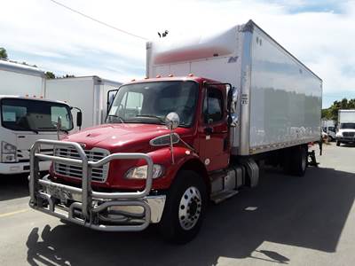 Freightliner M2 106 28 ft Box Truck - 280HP, 6 Speed Automatic, Roll up Door, Liftgate
