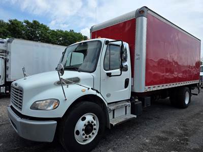 Freightliner M2 106 20 ft Box Truck - 260HP, 9 Speed Automatic, Roll up Door, Liftgate