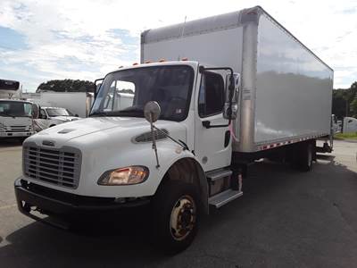Freightliner M2 106 26 ft Box Truck - 240HP, 6 Speed Automatic, Roll up Door, Liftgate