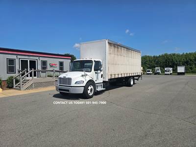 Freightliner M2 106 26 ft Box Truck - 240HP, 6 Speed Automatic, Roll up Door, Liftgate
