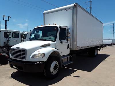 Freightliner M2 106 26 ft Box Truck - 240HP, 9 Speed Automatic, Roll up Door, Liftgate