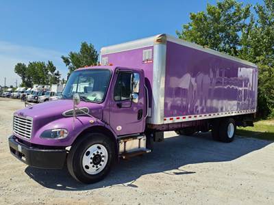 Freightliner M2 106 24 ft Box Truck - 240HP, 6 Speed Automatic, Liftgate