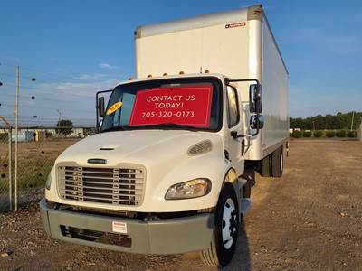 Freightliner M2 106 26 ft Box Truck - 240HP, 9 Speed Automatic, Roll up Door, Liftgate