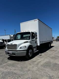 Freightliner M2 106 26 ft Box Truck - 240HP, 9 Speed Automatic, Roll up Door, Liftgate