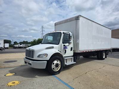 Freightliner M2 106 24 ft Box Truck - 240HP, 6 Speed Automatic, Roll up Door, Liftgate