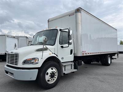 Freightliner M2 106 26 ft Box Truck - 240HP, 6 Speed Automatic, Roll up Door, Liftgate