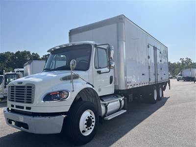 Freightliner M2 106 26 ft Box Truck - 270HP, 6 Speed Automatic, Roll up Door, Liftgate