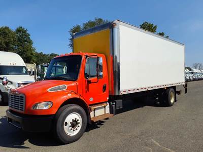 Freightliner M2 106 24 ft Box Truck - 280HP, 6 Speed Automatic, Roll up Door