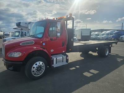 Freightliner M2 106 22 ft Box Truck - 300HP, 5 Speed Automatic