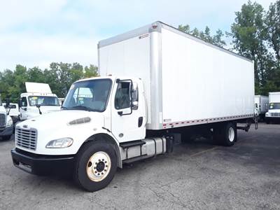 Freightliner M2 106 26 ft Box Truck - 240HP, 6 Speed Automatic, Roll up Door, Liftgate