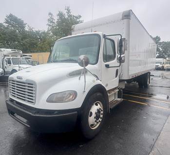 Freightliner M2 106 27 ft Box Truck - 240HP, 5 Speed Automatic, Liftgate