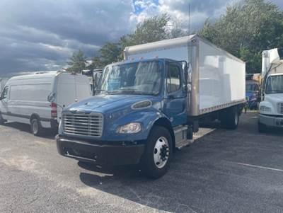 Freightliner M2 106 24 ft Box Truck - 300HP, 6 Speed Automatic, Roll up Door, Liftgate