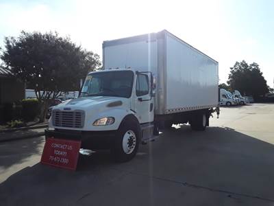 Freightliner M2 106 26 ft Box Truck - 240HP, 9 Speed Automatic, Roll up Door, Liftgate