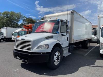 Freightliner M2 106 24 ft Box Truck - 300HP, 6 Speed Automatic, Roll up Door, Liftgate