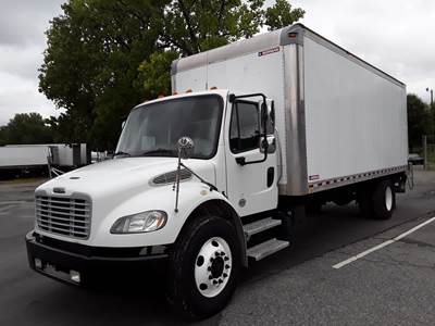 Freightliner M2 106 22 ft Box Truck - 240HP, 6 Speed Automatic, Roll up Door, Liftgate