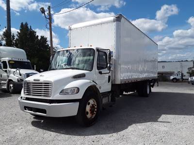 Freightliner M2 106 26 ft Box Truck - 240HP, 9 Speed Automatic, Roll up Door, Liftgate
