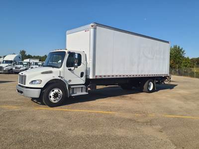 Freightliner M2 106 26 ft Box Truck - 280HP, 9 Speed Automatic, Roll up Door, Liftgate