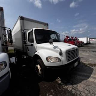 Freightliner M2 106 16 ft Box Truck - 240HP, 6 Speed Automatic, Roll up Door