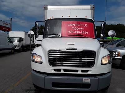 Freightliner M2 106 26 ft Box Truck - 270HP, 9 Speed Manual, Roll up Door, Liftgate