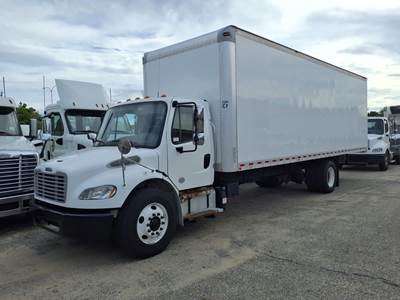 Freightliner M2 106 28 ft Box Truck - 240HP, 6 Speed Automatic, Roll up Door