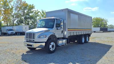 Freightliner M2 106 22 ft Box Truck - 330HP, 6 Speed Automatic, Swing Door