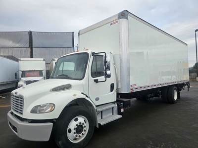 Freightliner M2 106 26 ft Box Truck - 240HP, 9 Speed Automatic, Roll up Door, Liftgate