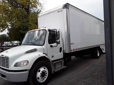 Freightliner M2 106 26 ft Box Truck - 240HP, 9 Speed Automatic, Roll up Door, Liftgate