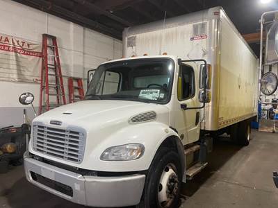 Freightliner M2 106 22 ft Box Truck - 280HP, 6 Speed Automatic, Roll up Door, Liftgate