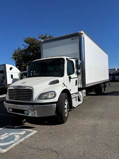 Freightliner M2 106 26 ft Box Truck - 260HP, 6 Speed Manual, Roll up Door, Liftgate