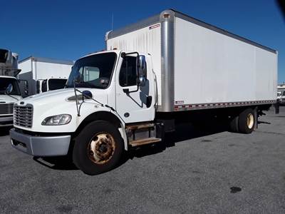 Freightliner M2 106 20 ft Box Truck - 240HP, 6 Speed Automatic, Roll up Door, Liftgate