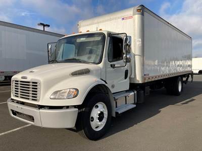 Freightliner M2 106 26 ft Box Truck - 260HP, 6 Speed Automatic, Roll up Door, Liftgate