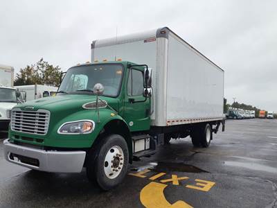 Freightliner M2 106 24 ft Box Truck - 270HP, 6 Speed Automatic, Roll up Door, Liftgate