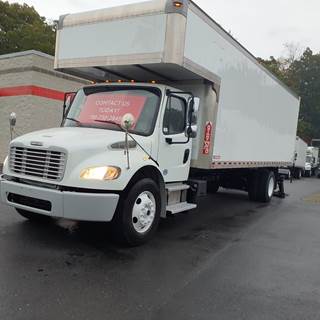 Freightliner M2 106 26 ft Box Truck - 240HP, 9 Speed Automatic, Roll up Door, Liftgate