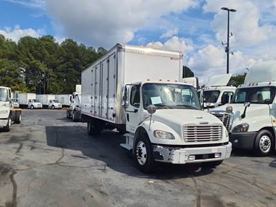 Freightliner M2 106 26 ft Box Truck - 260HP, 4 Speed Automatic, Roll up Door, Liftgate
