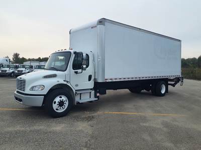 Freightliner M2 106 26 ft Box Truck - 280HP, 9 Speed Automatic, Roll up Door, Liftgate