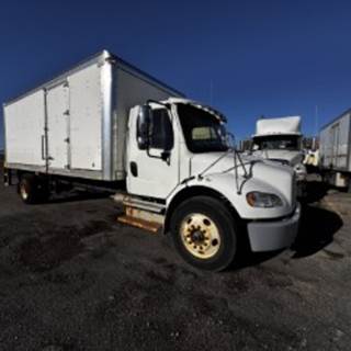 Freightliner M2 106 20 ft Box Truck - 325HP, 6 Speed Automatic, Roll up Door