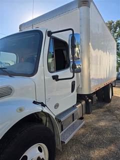 Freightliner M2 106 18 ft Box Truck - 240HP, 6 Speed Automatic, Roll up Door